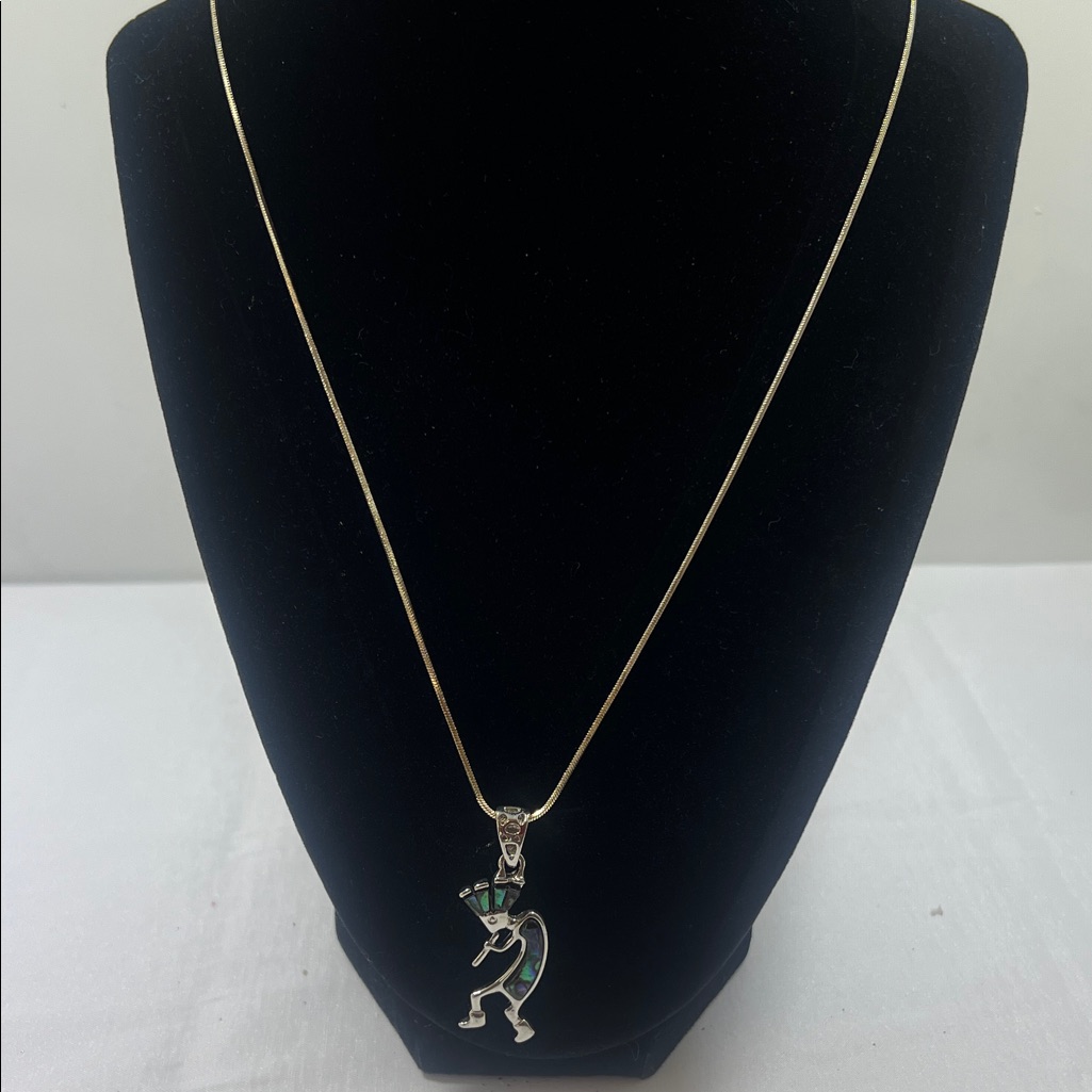 Stylish Silver Necklace With Green Accents